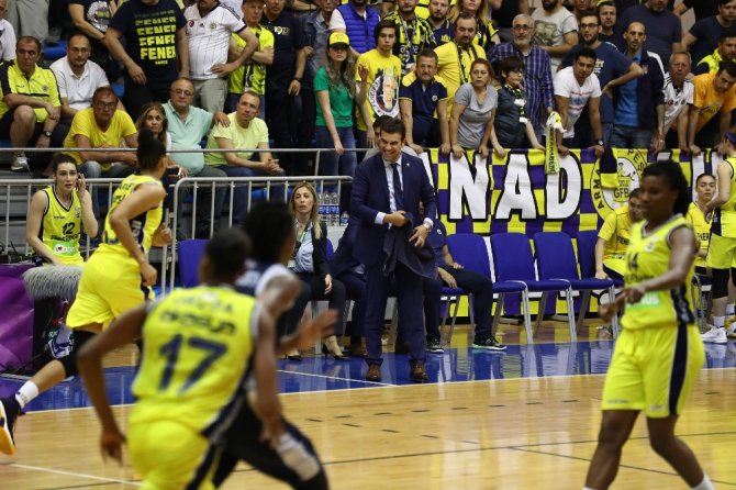 Fener Seriyi Eşitledi