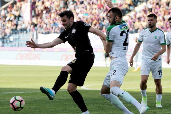 Akhisar 4 Golle Kazandı