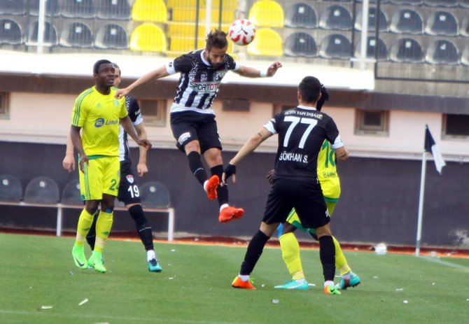 Manisaspor Ligde Kalmayı Garantiledi
