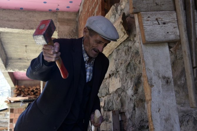 Engeli Çalışmasına Engel Olamadı