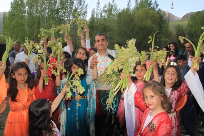 Düğün Töreninde Uçkun Festivali