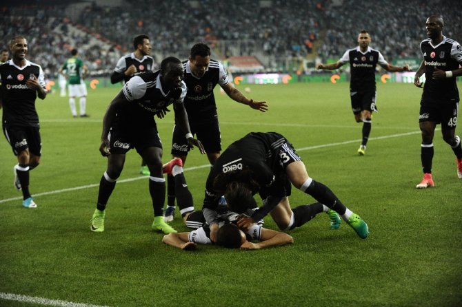Kartal Zirveyi Bırakmadı