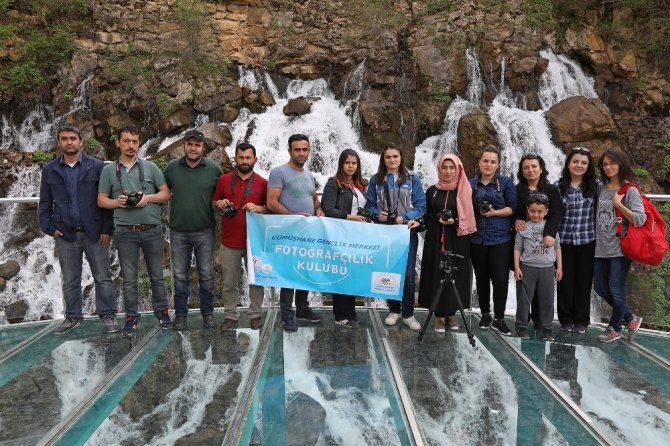 Genç Fotoğrafçılar Tomara Şelalesine Hayran Kaldı
