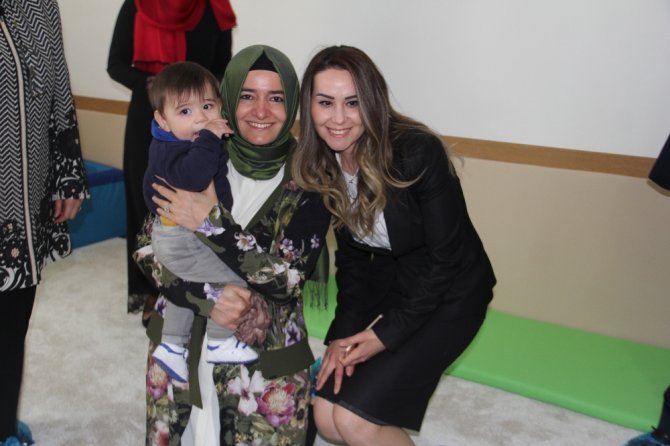 Bakanlık İş Yerlerindeki Kreşlerin Takipçisi Olacak