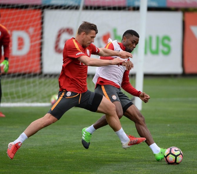 Galatasaray’ın Osmanlıspor Mesaisi Sürdü