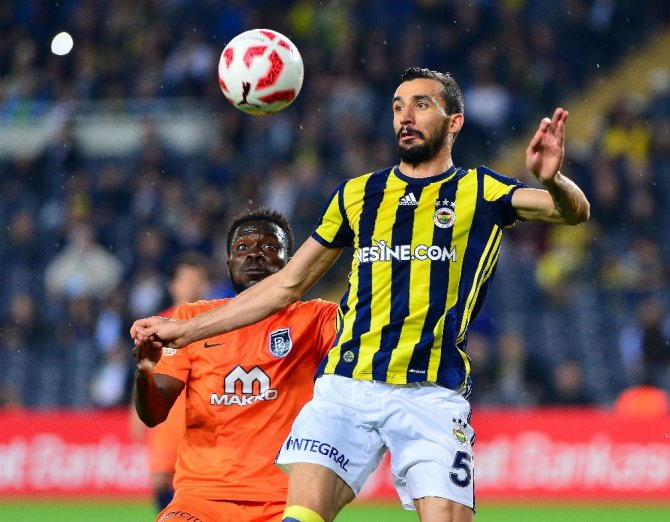 Medipol Başakşehir Finale Yükseldi