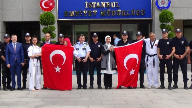 Bu Kez Şehitler İçin Kırdı