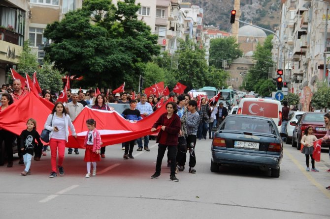 Chp’lilerin Yürüyüşünde Güzergah Krizi