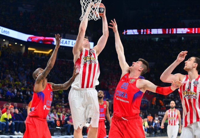 Olympiakos Finale Yükseldi