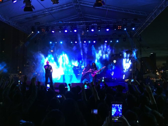 Hayko Cepkin’den Hayranlarına Unutulmaz Gece
