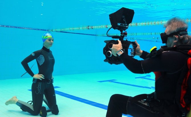Su Altında 67.16 Metre Yürüyerek Dünya Rekoru Kırdı