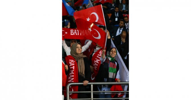 Ak Parti 3. Olağanüstü Büyük Kongresi’nde Büyük Coşku