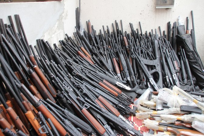 Hatay’da 1 Kamyon Kaçak Silah Ele Geçirildi