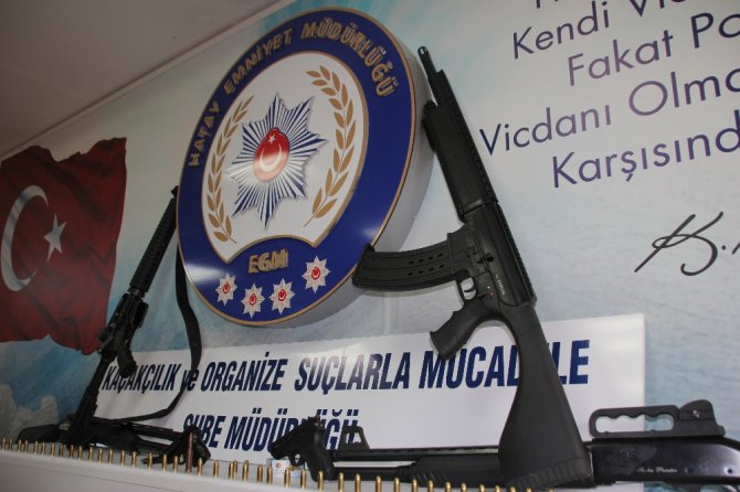 Hatay’da 1 Kamyon Kaçak Silah Ele Geçirildi