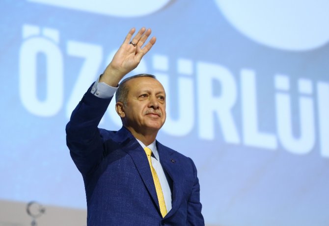 "Böyle Bir Yanlışın İçine Düşersem..."