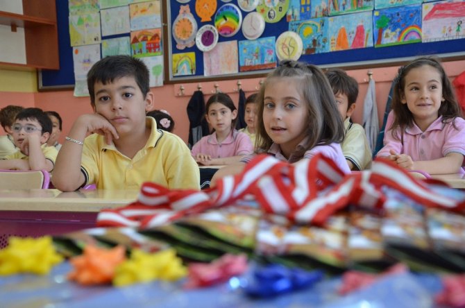 Birinci Sınıflarda ’Dik Temel Harf’ Dönemi
