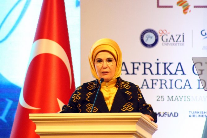 Emine Erdoğan’a "Yılın Kişisi" Ödülü