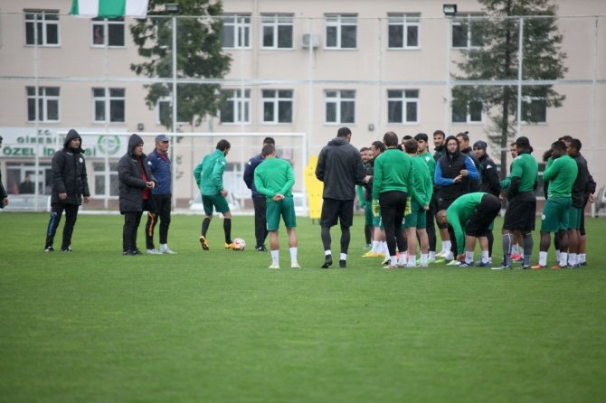 Giresunspor Süper Lig Yolunda Play-off’ta Eşleştikleri Eskişehirspor Maçı Hazırlıklarını Sürdürüyor
