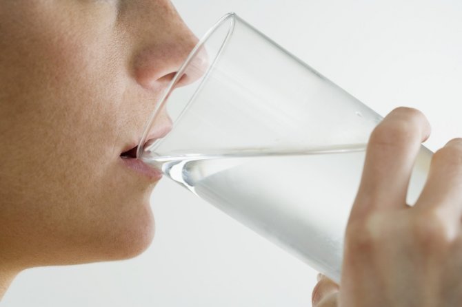 Su İçmenin 6 Çok Önemli Faydası