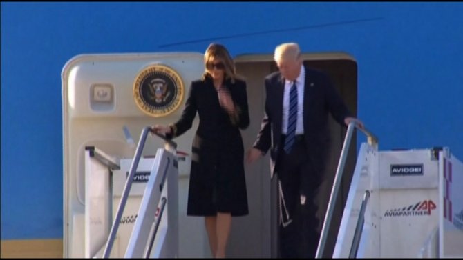 Trump Alay Konusu Oldu: İşte O Görüntüler