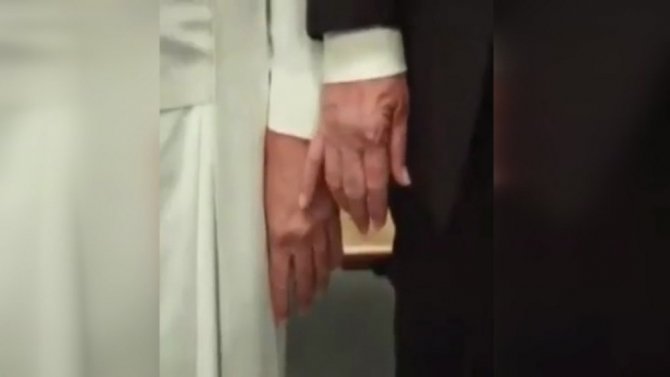 Trump Alay Konusu Oldu: İşte O Görüntüler