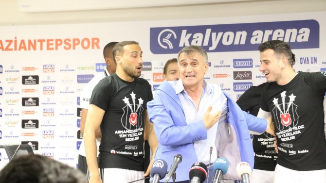 Beşiktaşlı Oyunculardan Şenol Güneş’e Sürpriz