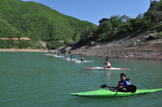 Barajlar Şehri Artvin, Durgun Su Sporlarıyla Tanışıyor