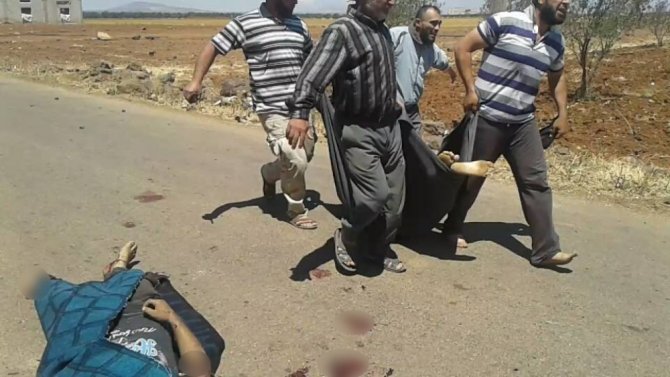 Yola Döşenen Patlayıcı İnfilak Etti: 15 Ölü