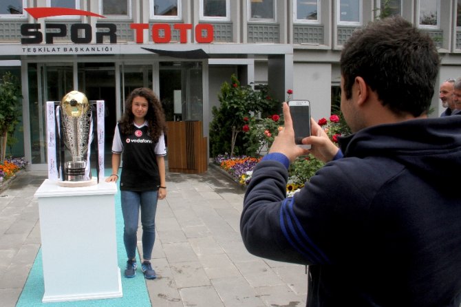 Şampiyonluk Kupası İstanbul’a Uğurlandı
