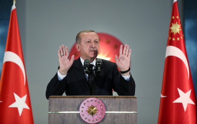 "Üç Maymunu Oynayan Fetö’cüler Acı Sondan Kurtulamayacaklar"