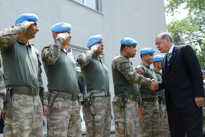 Cumhurbaşkanı Erdoğan’dan Askeri Tabura Ziyaret