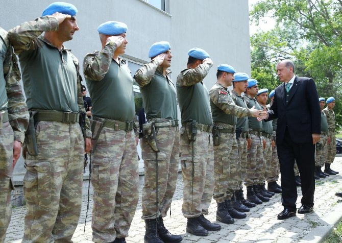Cumhurbaşkanı Erdoğan’dan Askeri Tabura Ziyaret