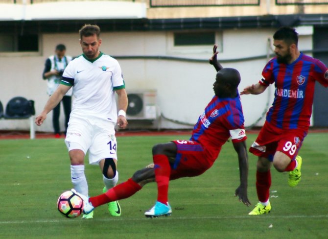Akhisar Belediyespor Zec’i Durduramadı