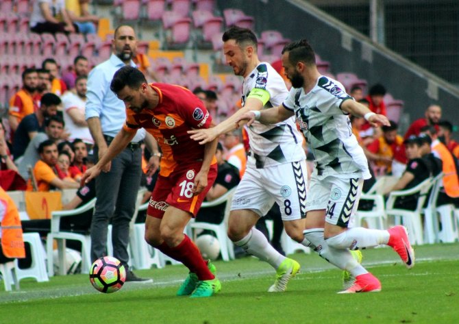 Galatasaray Kazandı Ama...