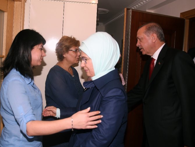 Cumhurbaşkanı Erdoğan 15 Temmuz Şehidinin Evinde İftar Yaptı