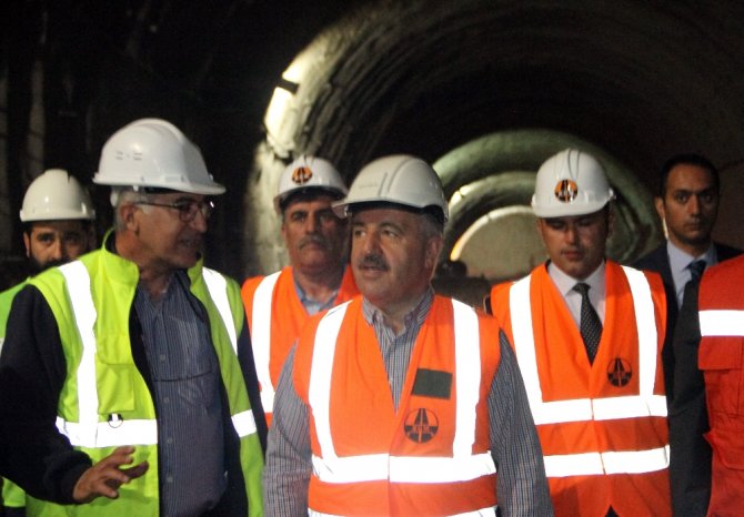 Bakan Arslan: Terörle Mücadele Kadar Kalkınma Da Önemli