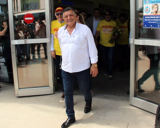Şampiyon İzmir’de