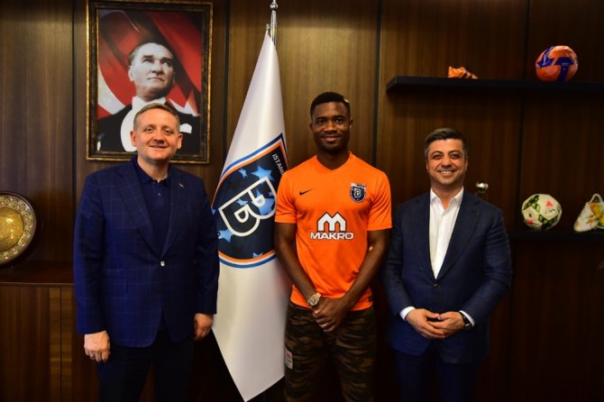 Chedjou Başakşehir’e İmzayı Attı