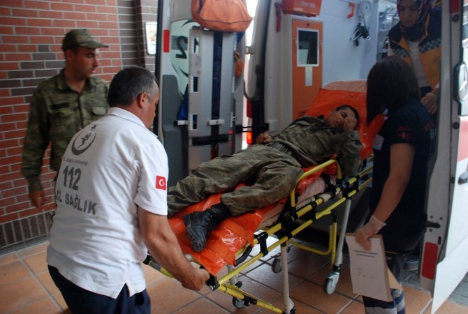 İki Yere Yıldırım Düştü: 1 Ölü, 6 Yaralı