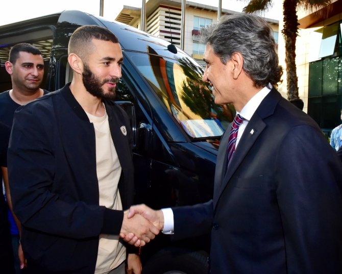 Real Madrid’in Yıldızı Fatih’te İftar Programına Katıldı