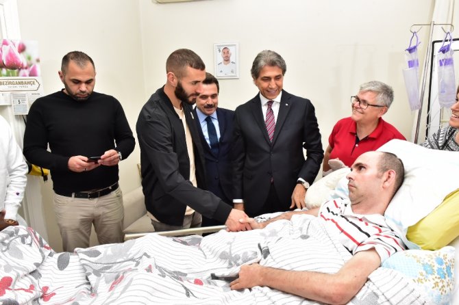 Real Madrid’in Yıldızı Fatih’te İftar Programına Katıldı