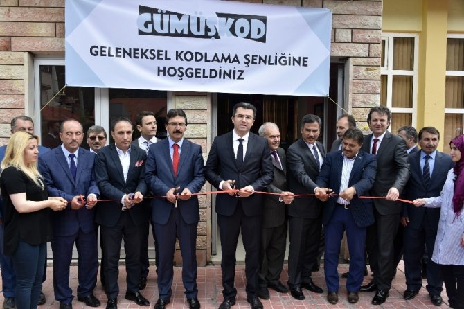 Gümüşhane’de ‘Gümüşkod Kodlama Şenliği’ Düzenlendi