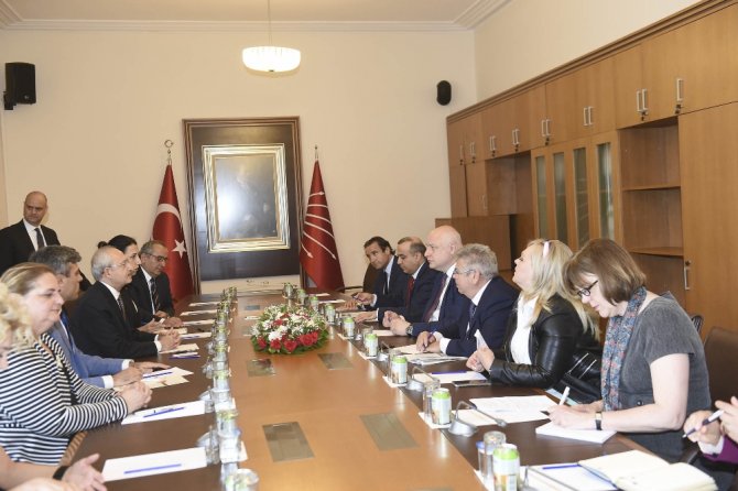 Kılıçdaroğlu Agitpa Üyeleri İle Görüştü