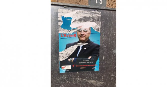 Fransa’da Türk Adayların Afişlerine Çirkin Saldırı