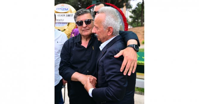 Yılmaz Vural Babasını Son Yolculuğuna Uğurladı