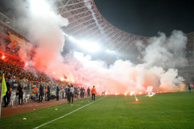Göztepe Ve Eskişehirspor’un Cezaları Belli Oldu