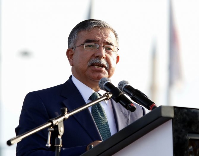 Bakan Çavuşoğlu’ndan, Mezun Öğrencilere Tavsiye