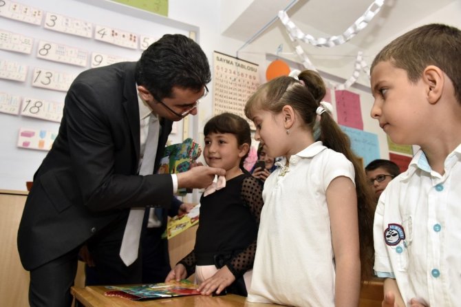Gümüşhane’de Öğrenciler Karne Aldı