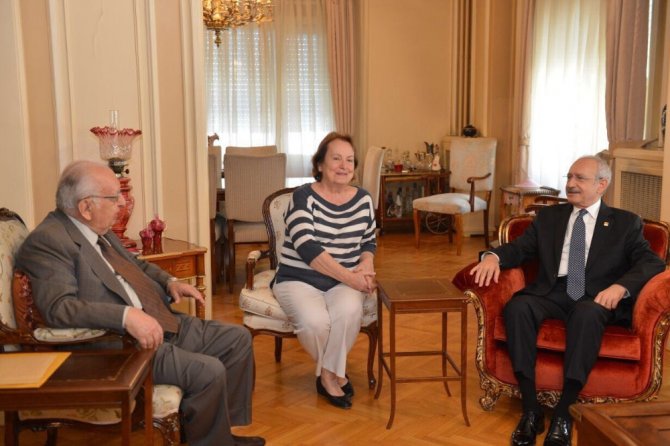 Kılıçdaroğlu Hüsamettin Cindoruk’u Ziyaret Etti