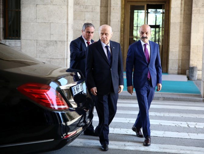Bahçeli, Chp’yi Bombaladı